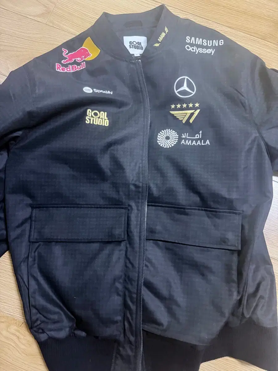 2025 T1 Worlds Jacket XL No Marking on Bunjang Global Site.